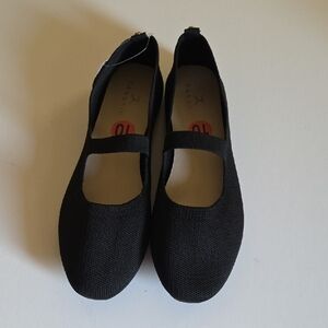 Danskin Shine Mary Jane, Black, Size 10